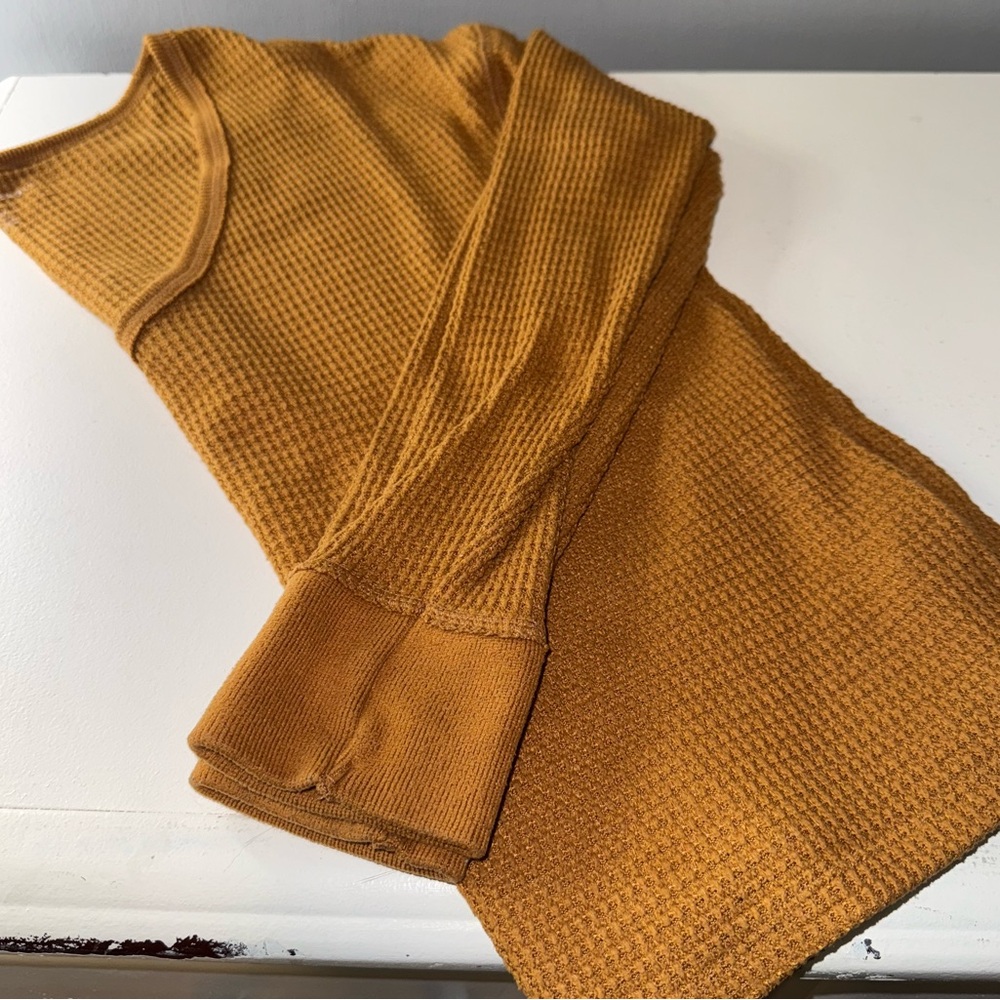 American Eagle Plush Long Sleeve TShirt - Size XXSmall